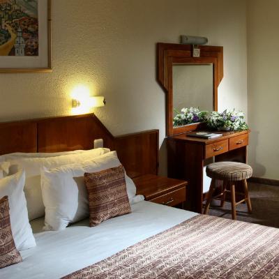 Gate Hotel